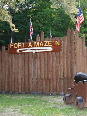 Fort Amaze'n Sign